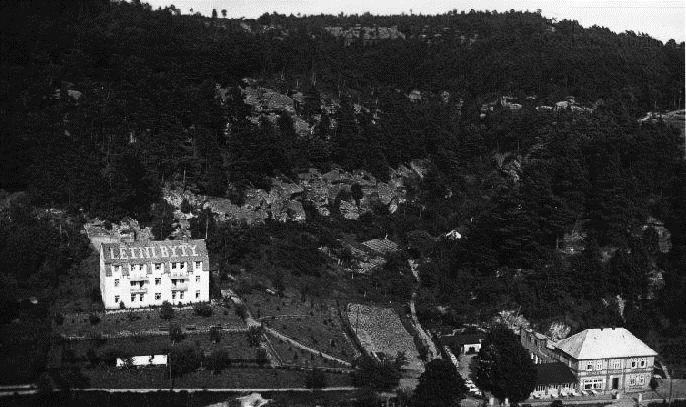 Restaurace a penzion Pobuda a hotel Vyhlídka v roce 1947